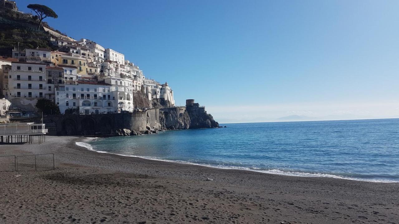 Villa Oliver - Breathtaking Small Pool 14 Sqm Hydromassage On The Rock - Amalfi Coast Exterior photo